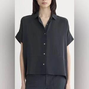 Everlane The Boxy Shirt In Silk - Black